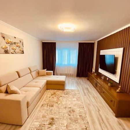 Apartament In グラ・フモアルルイ エクステリア 写真
